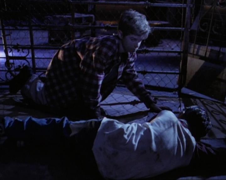 Charmed-Online-dot-net_119OutOfSight1328.jpg Charmed-Online-dot-net_119OutOfSight1328.jpg