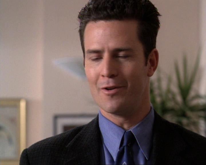 Charmed-Online-dot-net_119OutOfSight1399.jpg