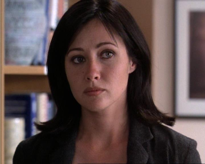 Charmed-Online-dot-net_119OutOfSight1402.jpg