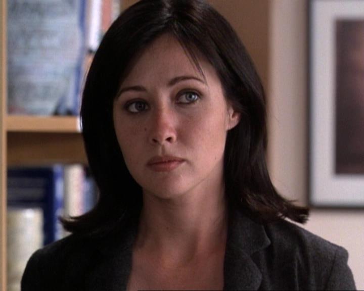 Charmed-Online-dot-net_119OutOfSight1403.jpg