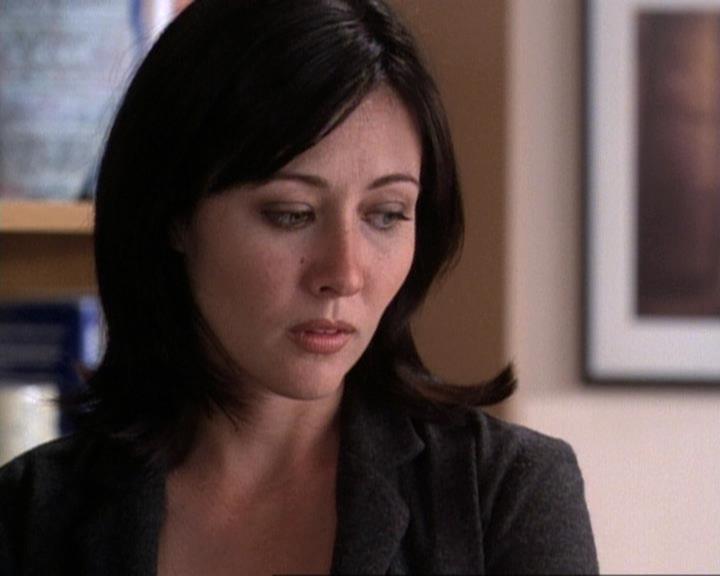 Charmed-Online-dot-net_119OutOfSight1416.jpg Charmed-Online-dot-net_119OutOfSight1416.jpg