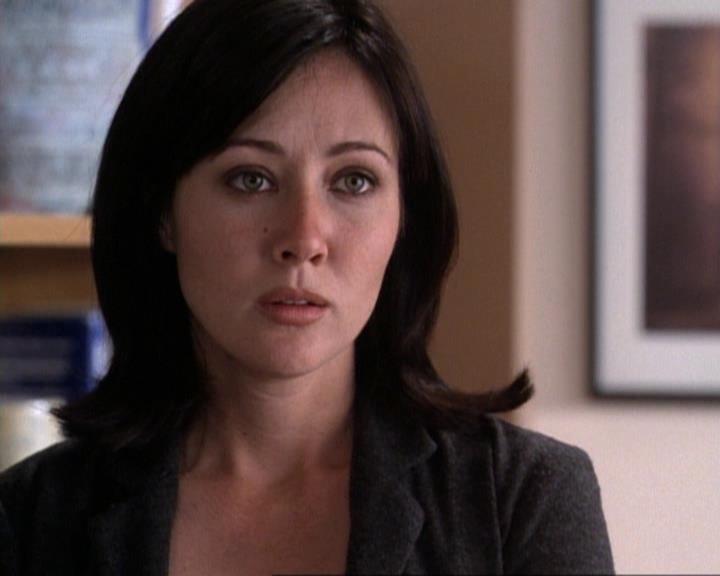 Charmed-Online-dot-net_119OutOfSight1417.jpg