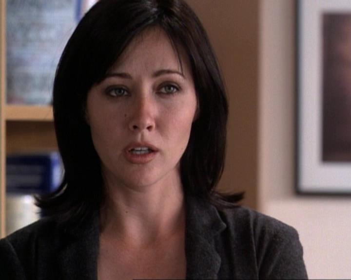 Charmed-Online-dot-net_119OutOfSight1426.jpg