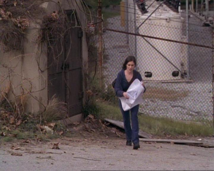 Charmed-Online-dot-net_119OutOfSight1469.jpg