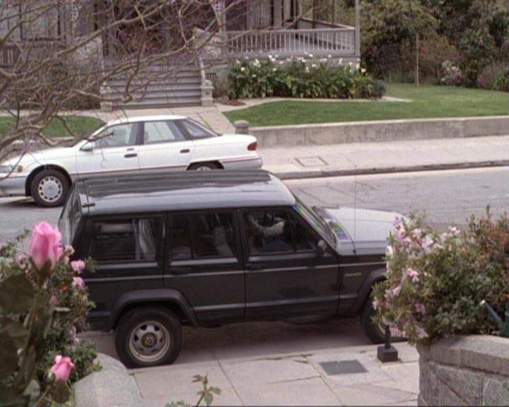 Charmed-Online-dot-net_119OutOfSight1476.jpg
