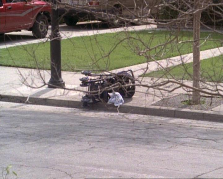 Charmed-Online-dot-net_119OutOfSight1534.jpg