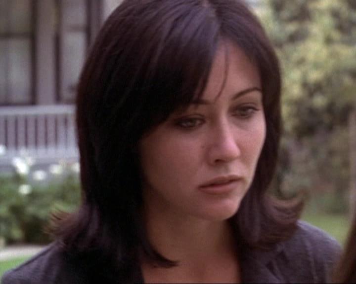 Charmed-Online-dot-net_119OutOfSight1538.jpg