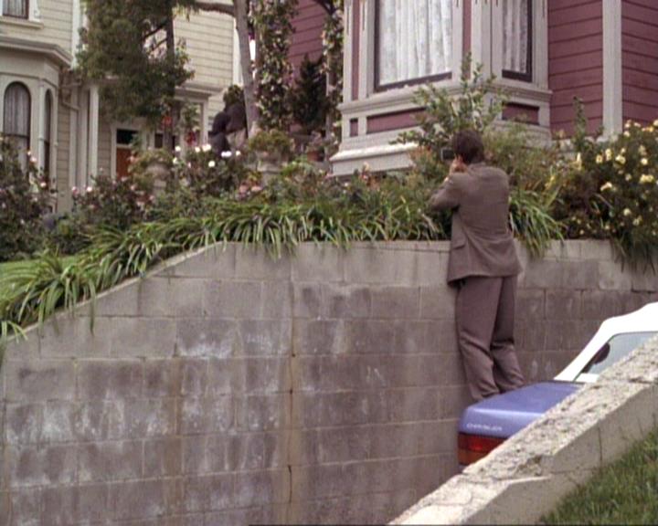 Charmed-Online-dot-net_119OutOfSight1540.jpg