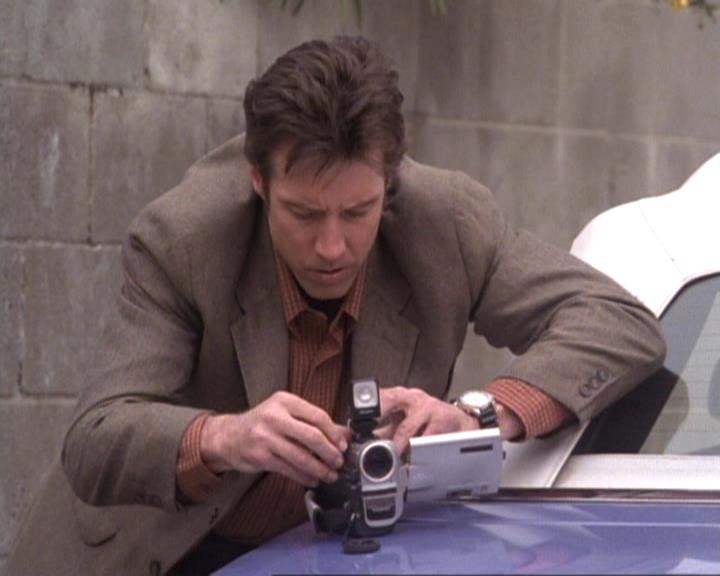 Charmed-Online-dot-net_119OutOfSight1556.jpg
