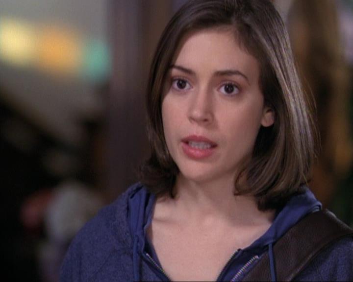 Charmed-Online-dot-net_119OutOfSight1615.jpg
