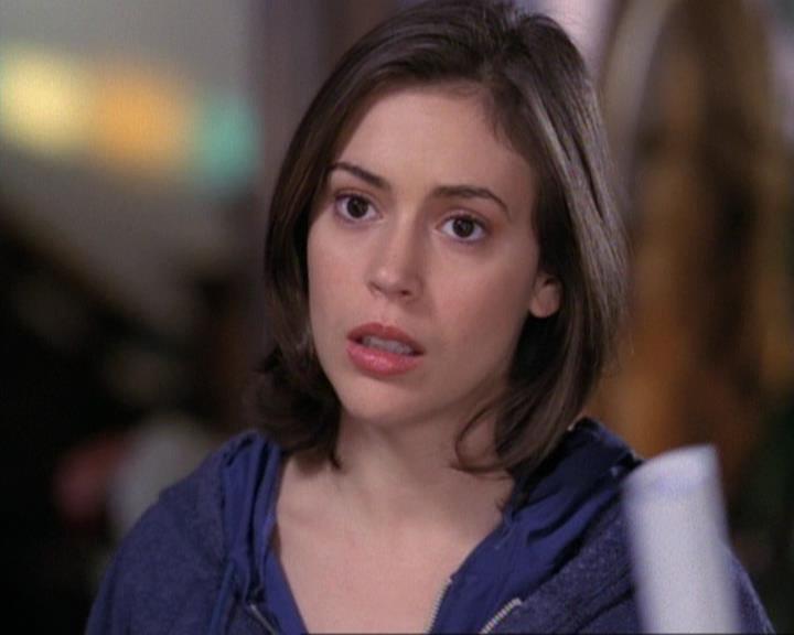 Charmed-Online-dot-net_119OutOfSight1627.jpg