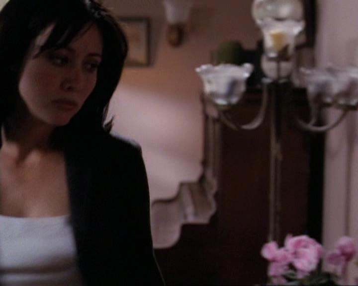 Charmed-Online-dot-net_119OutOfSight1637.jpg