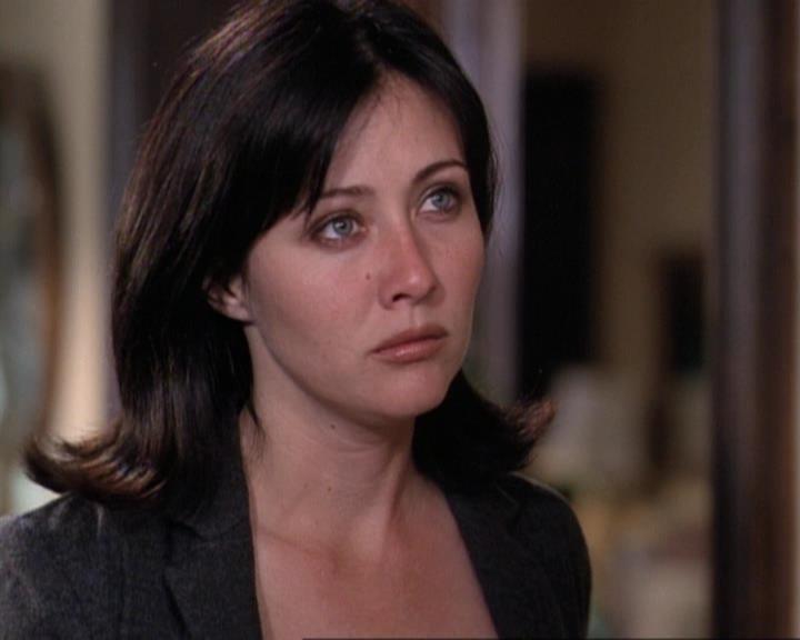 Charmed-Online-dot-net_119OutOfSight1670.jpg