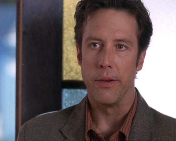 Charmed-Online-dot-net_119OutOfSight1672.jpg