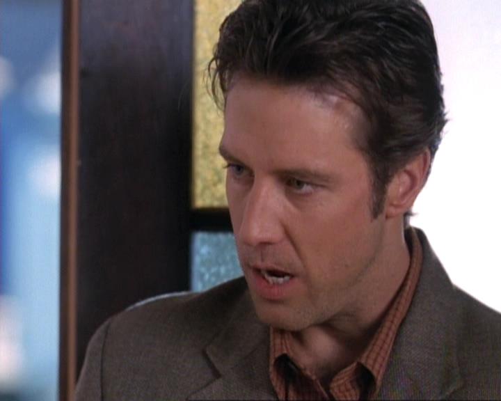 Charmed-Online-dot-net_119OutOfSight1675.jpg