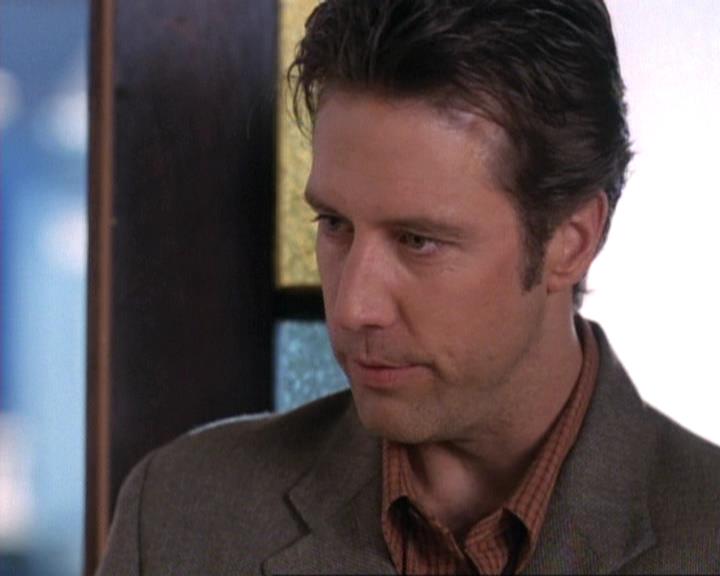Charmed-Online-dot-net_119OutOfSight1676.jpg