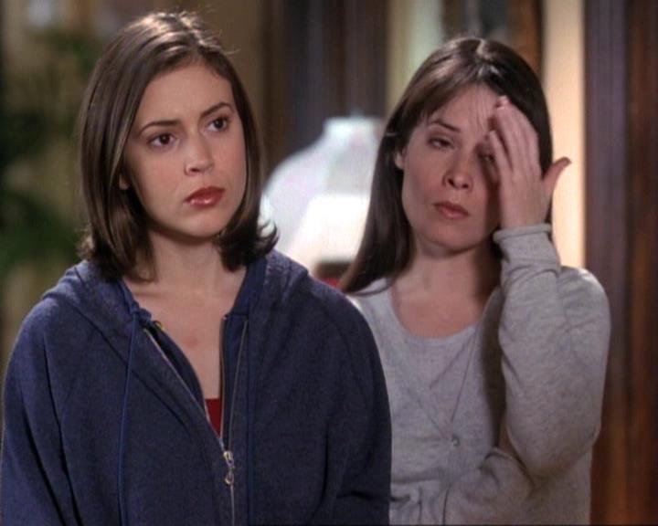 Charmed-Online-dot-net_119OutOfSight1684.jpg