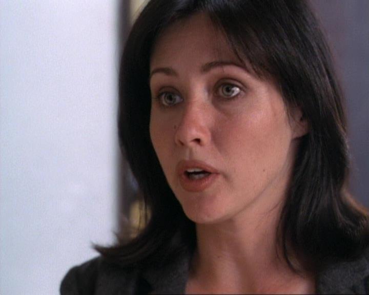 Charmed-Online-dot-net_119OutOfSight1692.jpg