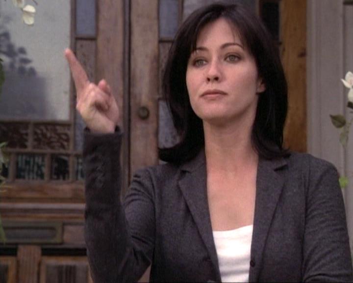 Charmed-Online-dot-net_119OutOfSight1724.jpg