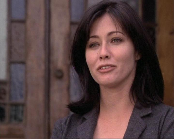 Charmed-Online-dot-net_119OutOfSight1733.jpg