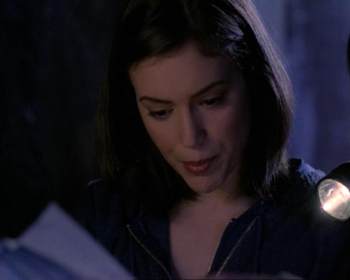 Charmed-Online-dot-net_119OutOfSight1769.jpg