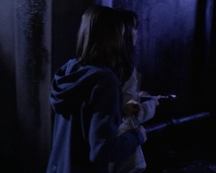 Charmed-Online-dot-net_119OutOfSight1774.jpg