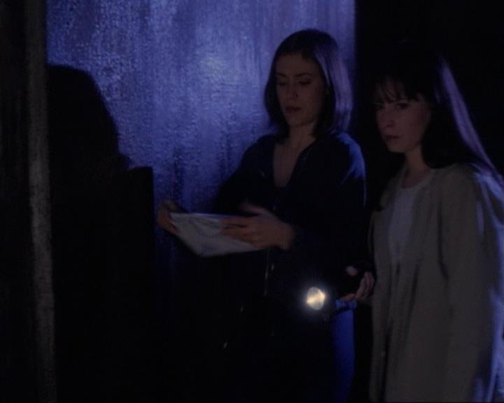 Charmed-Online-dot-net_119OutOfSight1778.jpg Charmed-Online-dot-net_119OutOfSight1778.jpg