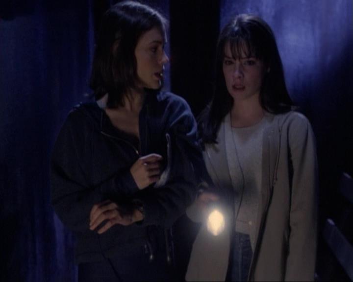 Charmed-Online-dot-net_119OutOfSight1781.jpg