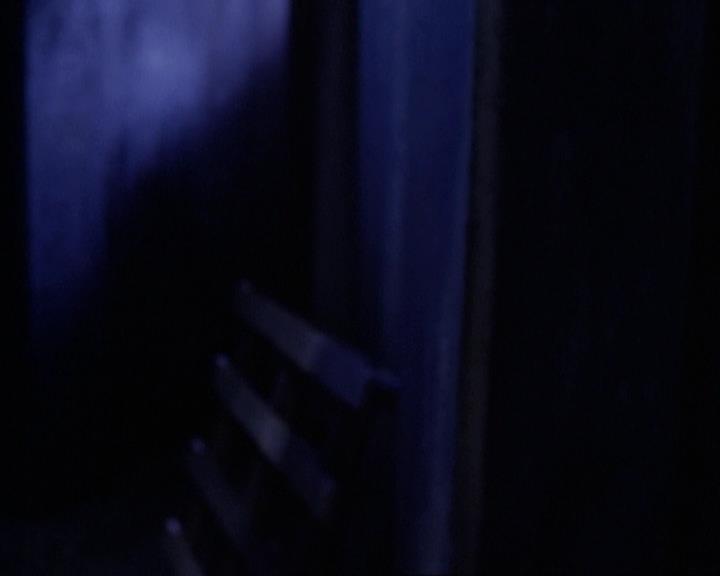 Charmed-Online-dot-net_119OutOfSight1784.jpg