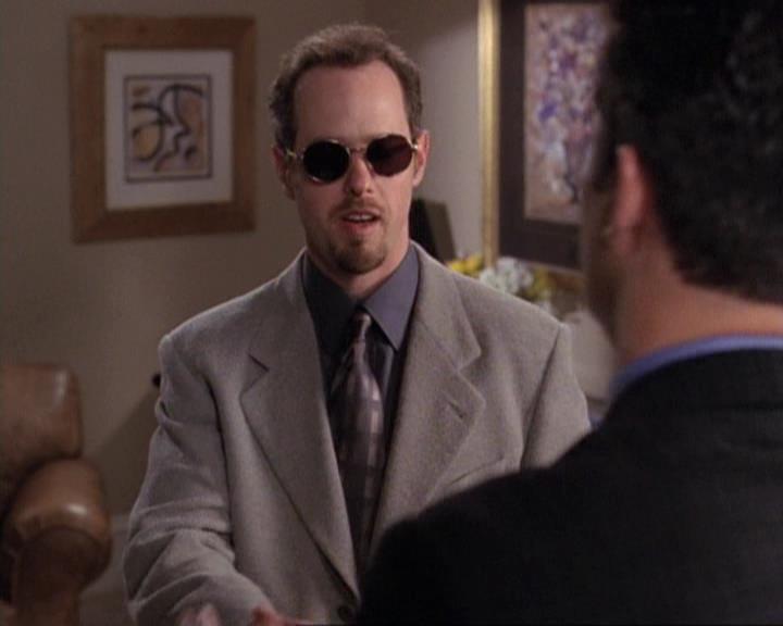 Charmed-Online-dot-net_119OutOfSight1792.jpg