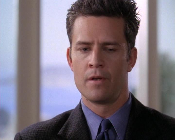 Charmed-Online-dot-net_119OutOfSight1801.jpg