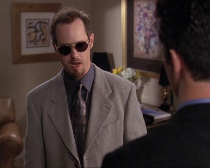 Charmed-Online-dot-net_119OutOfSight1803.jpg