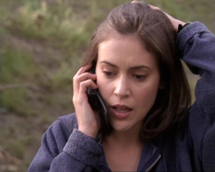 Charmed-Online-dot-net_119OutOfSight1862.jpg