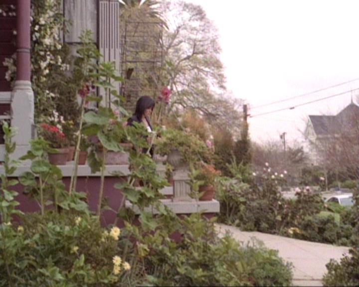 Charmed-Online-dot-net_119OutOfSight1873.jpg