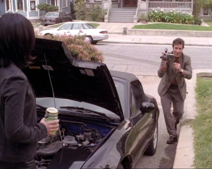 Charmed-Online-dot-net_119OutOfSight1880.jpg