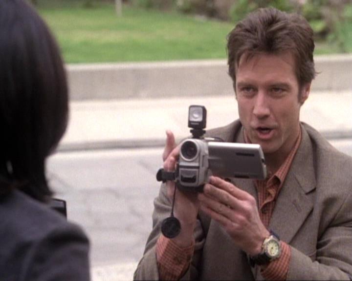 Charmed-Online-dot-net_119OutOfSight1884.jpg