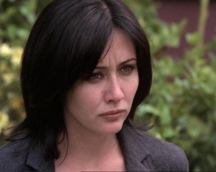 Charmed-Online-dot-net_119OutOfSight1899.jpg