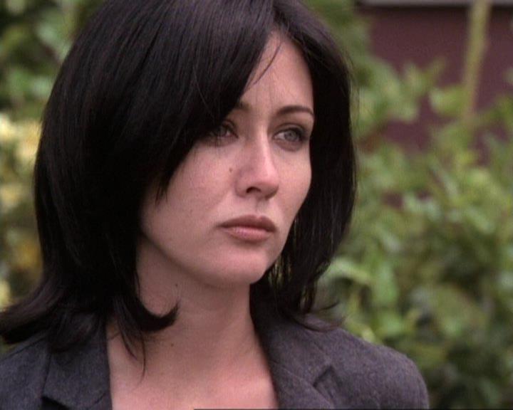 Charmed-Online-dot-net_119OutOfSight1914.jpg