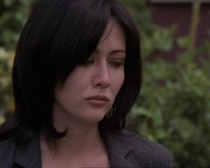 Charmed-Online-dot-net_119OutOfSight1915.jpg