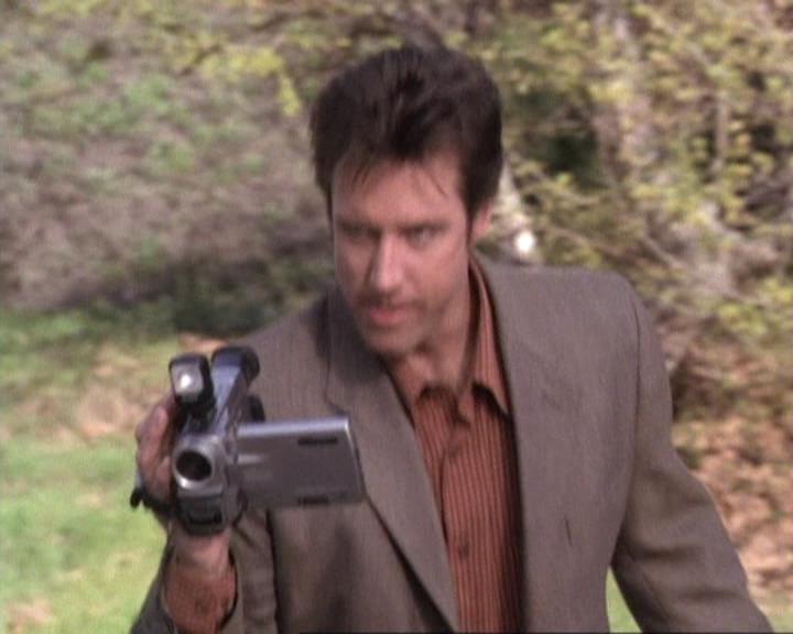 Charmed-Online-dot-net_119OutOfSight1943.jpg