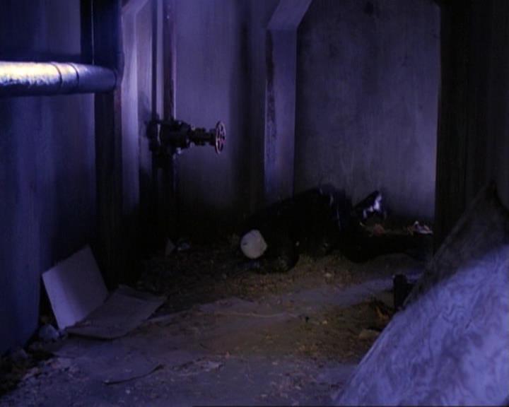 Charmed-Online-dot-net_119OutOfSight1964.jpg Charmed-Online-dot-net_119OutOfSight1964.jpg