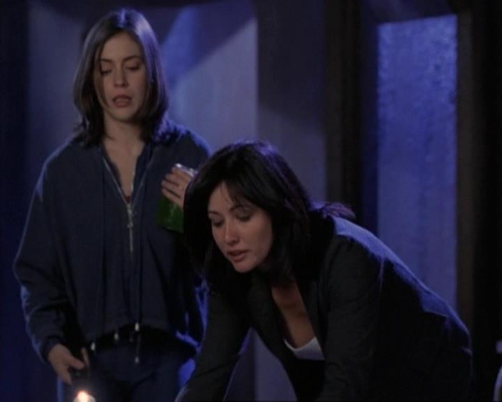 Charmed-Online-dot-net_119OutOfSight2020.jpg
