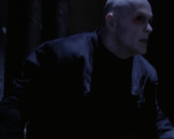 Charmed-Online-dot-net_119OutOfSight2060.jpg
