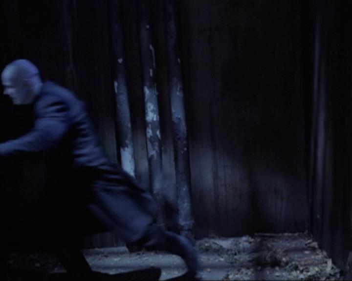 Charmed-Online-dot-net_119OutOfSight2061.jpg