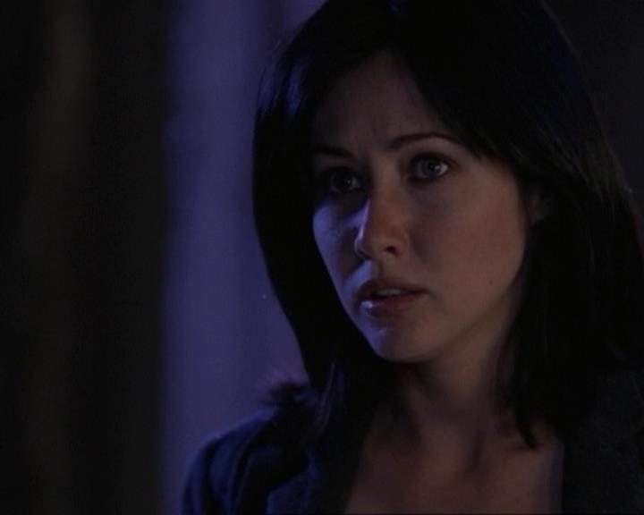 Charmed-Online-dot-net_119OutOfSight2070.jpg