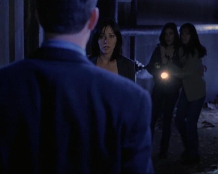 Charmed-Online-dot-net_119OutOfSight2076.jpg Charmed-Online-dot-net_119OutOfSight2076.jpg