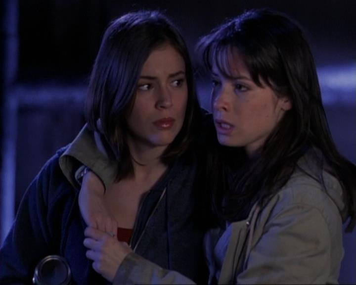 Charmed-Online-dot-net_119OutOfSight2094.jpg