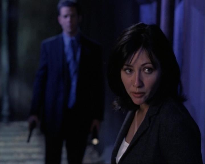Charmed-Online-dot-net_119OutOfSight2096.jpg