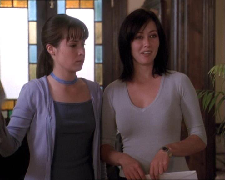 Charmed-Online-dot-net_120ThePowerOfTwo0095.jpg