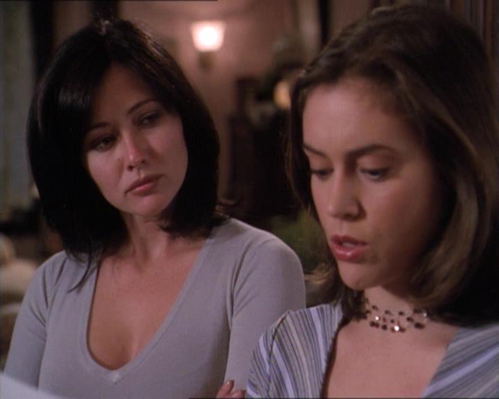 Charmed-Online-dot-net_120ThePowerOfTwo0682.jpg Charmed-Online-dot-net_120ThePowerOfTwo0682.jpg